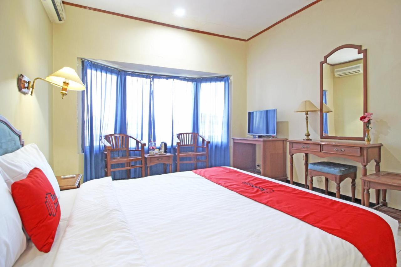 เรดดอร์ซ เนียร์ มาลิโอโบโร ตูกู สเตชั่น ยอกยา Hotel ยอกยาการ์ตา ภายนอก รูปภาพ
